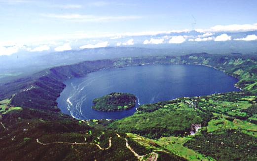 Lago de Coatepeque (El Salvador)